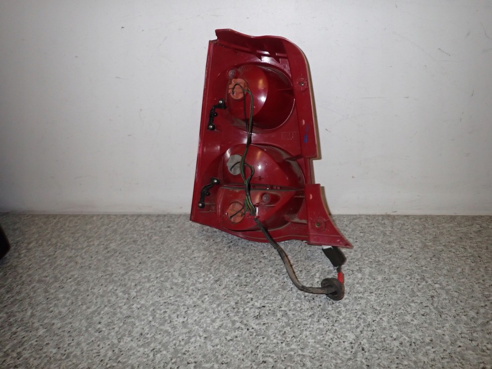 KIA PICANTO 08-10 LAMPA TYLNA PRAWA 7/7