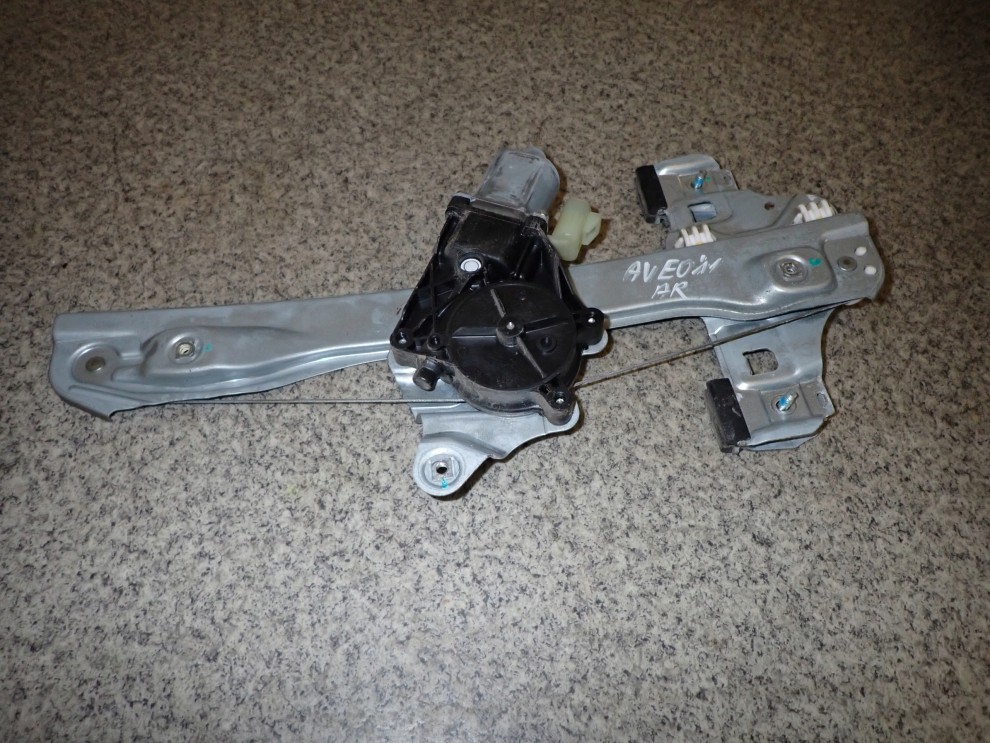 CHEVROLET AVEO T300 PODNOŚNIK SZYBY TYLNY PRAWY 2/4