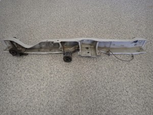 SUZUKI ALTO PIXO 09- BELKA GÓRNA PASA PRZÓD 4/5 MINIATURA