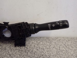 TOYOTA AYGO 05- PRZEŁĄCZNIK POD KIEROWNICĘ ŚWIATEŁ WYCIERACZEK 5/8 MINIATURA