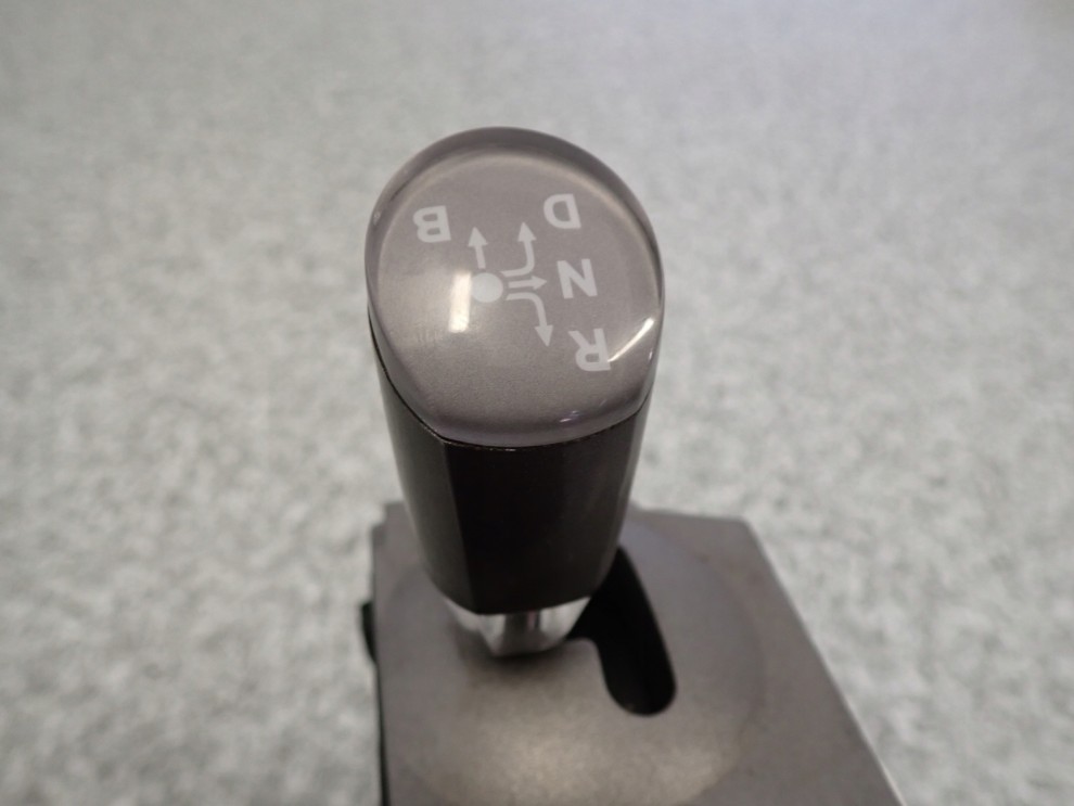 TOYOTA PRIUS II 03-09 LEWAREK ZMIANY BIEGÓW DŹWIGNIA 6/6