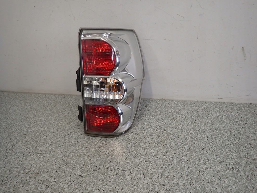 SUZUKI GRAND VITARA II 3D 05- LAMPA TYLNA PRAWA EUROPA 1/9