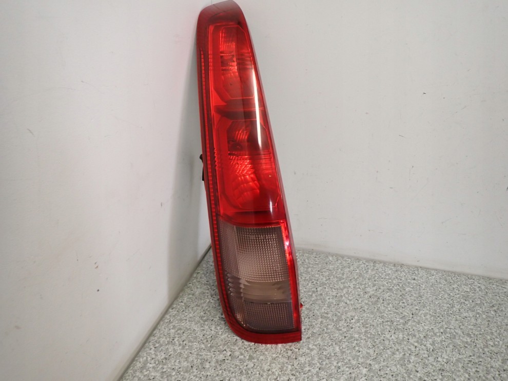 NISSAN XTRAIL T30 01-07 LAMPA TYLNA PRAWA EUROPA 2/5