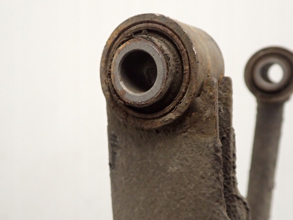 HYUNDAI TUCSON 2.0 CRDI 2WD 04- ZWROTNICA TYLNA LEWA 8/12