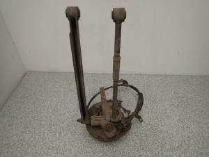 HYUNDAI TUCSON 2.0 CRDI 2WD 04- ZWROTNICA TYLNA LEWA 4/12 MINIATURA