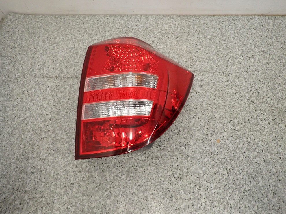 KIA CEED I KOMBI 07-09 LAMPA TYLNA PRAWA EUROPA 5/7