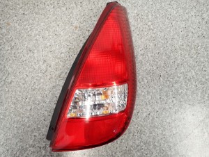 SUZUKI LIANA 02-04 LAMPA TYLNA PRAWA