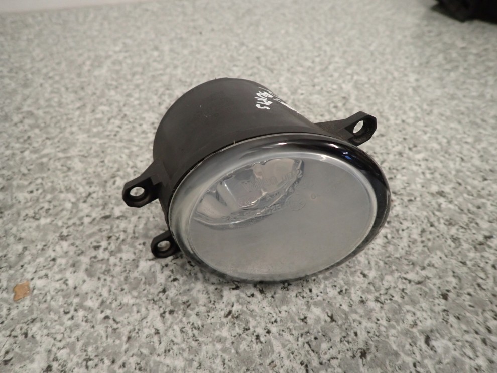 TOYOTA AURIS HB 06-09 HALOGEN PRZEDNI PRAWY 3/4