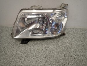 SUZUKI GRAND VITARA II 05- 3 DRZWI LAMPA PRZEDNIA REFLEKTOR LEWY EUROPA