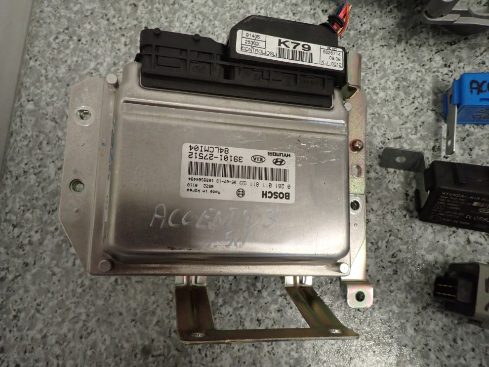HYUNDAI ACCENT 02-05 ZESTAW STARTOWY KOMPUTER STACYJKA 2/7