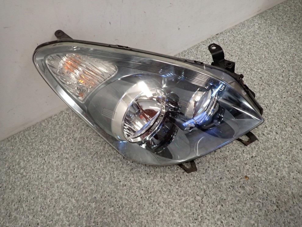 TOYOTA COROLLA VERSO 07- LAMPA PRZEDNIA PRAWA REFLEKTOR PRAWY D-CAT 4/12