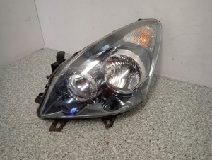 TOYOTA COROLLA VERSO 07- LAMPA PRZEDNIA LEWA REFLEKTOR LEWY D-CAT