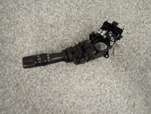 KIA CEED 10-12 PRZEŁĄCZNIK ŚWIATEŁ DO HALOGENÓW LIFT 3/9 MINIATURA