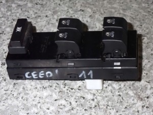 KIA CEED HB 06-12 PANEL STREROWANIA SZYBAMI LEWY 2/6 MINIATURA
