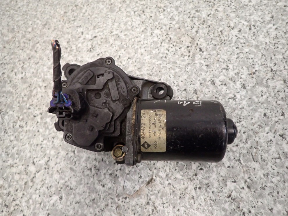 TOYOTA COROLLA E11 SILNICZEK WYCIERACZKI PRZÓD EUROPA 4/4