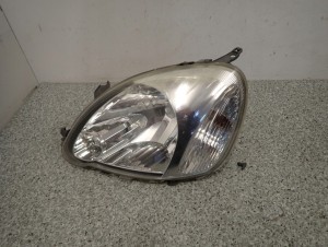 TOYOTA YARIS 03- LAMPA PRZEDNIA LEWA REFLEKTOR FR