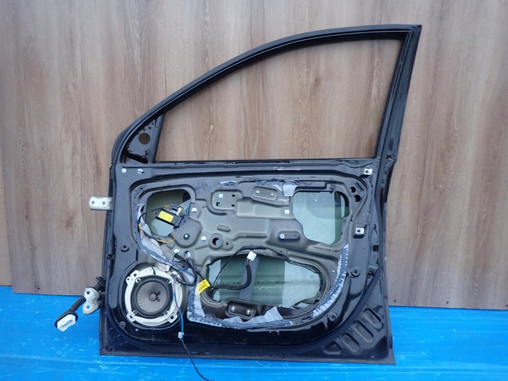 KIA PICANTO 05-10 DRZWI PRZEDNIE PRAWE Z1 8/9