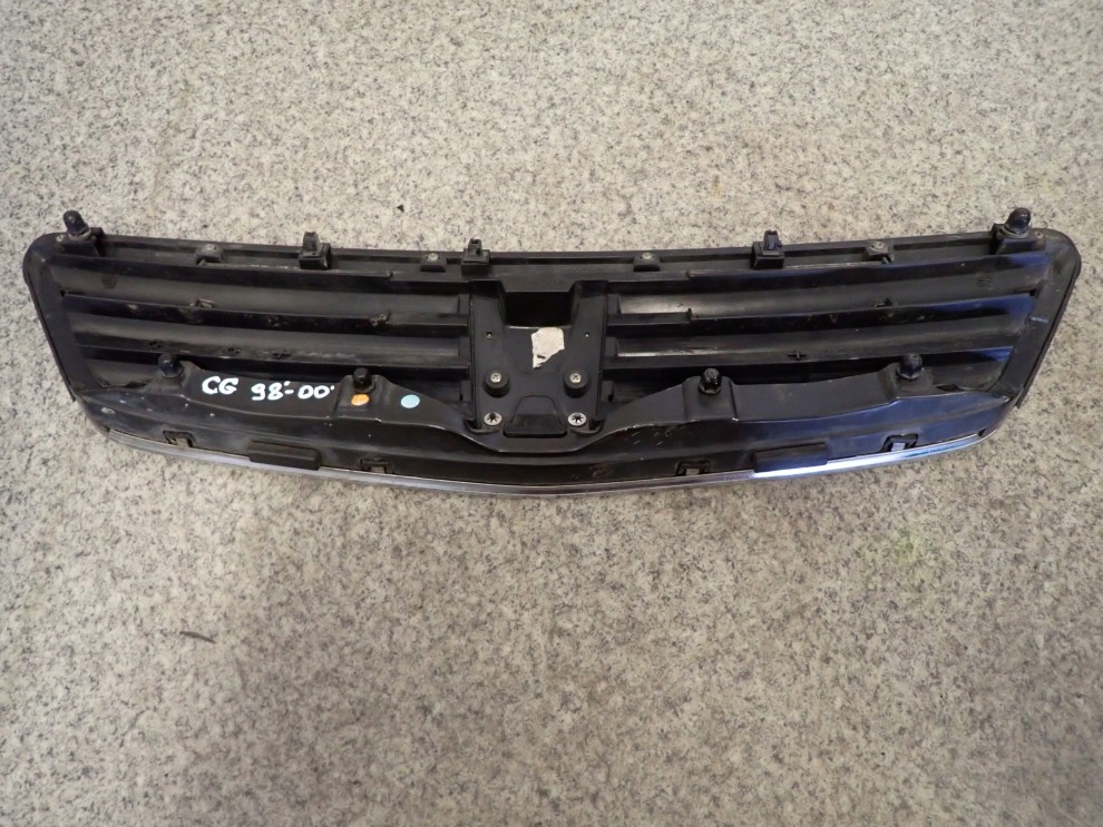 HONDA ACCORD CG 98-00 ATRAPA GRILL PRZEDLIFT 5/8