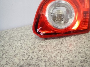 NISSAN QASHQAI 07-10 LAMPA TYLNA PRAWA W KLAPE 3/6 MINIATURA