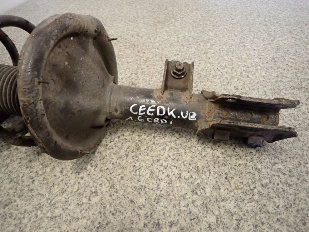 KIA CEED 06-12 1,6 CRDI MCPHERSON PRZEDNI LEWY 2/5