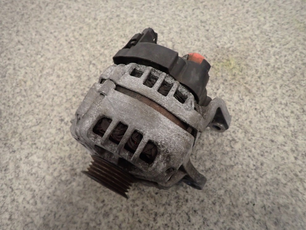 NISSAN NOTE E11 1.4 BENZ 06-11 ALTERNATOR 2/5