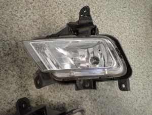 KIA CEED 10-12 HALOGEN PRZEDNI PRAWY 3/8 MINIATURA