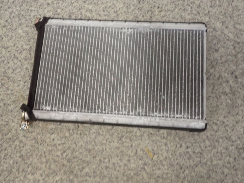 MITSUBISHI GRANDIS 2.0 DID NAGRZEWNICA RADIATOR 1/6