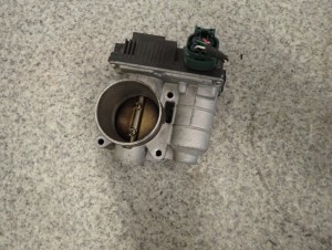 PRIMERA ALMERA TINO 03 1.5 QG15 1.8 PRZEPUSTNICA 5/8 MINIATURA