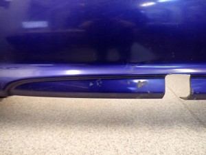 NISSAN ALMERA N16 00-03 ZDERZAK TYLNY BX1 8/15 MINIATURA