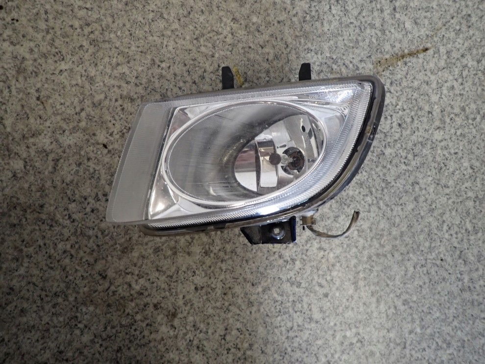 HYUNDAI i30 07-10 HALOGEN PRZEDNI LEWY LAMPA 6/7