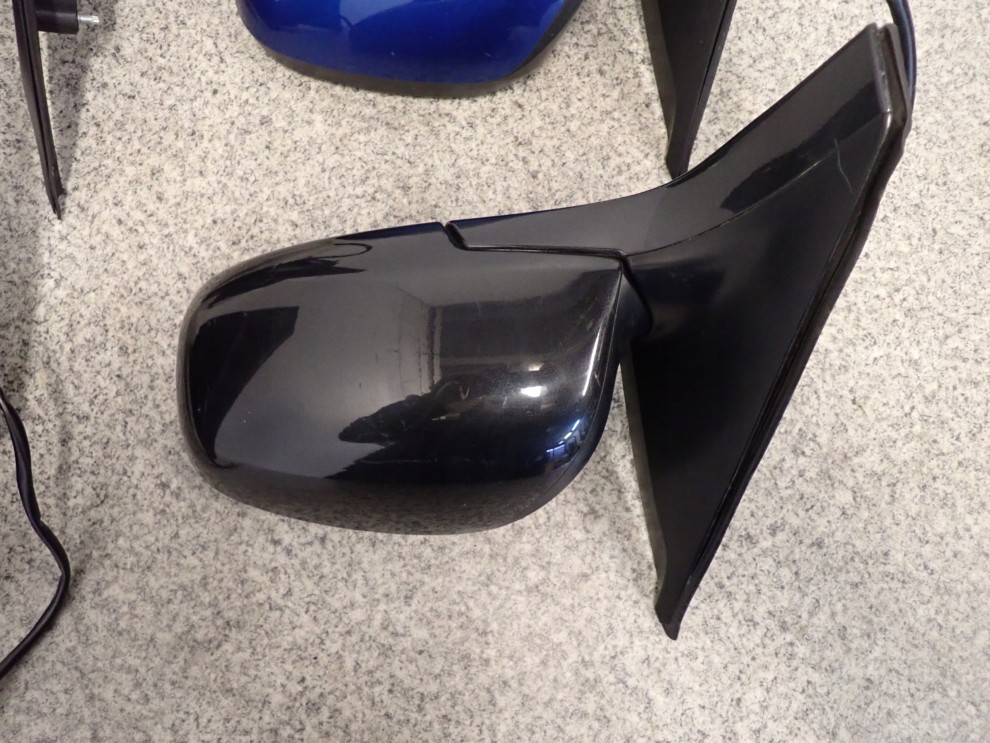 SUZUKI SWIFT TS 07-09 LUSTERKO LEWE 5 PIN 11/12