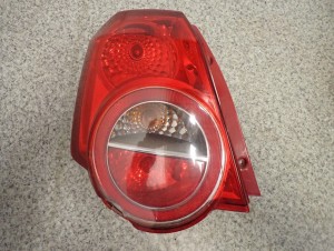 CHEVROLET AVEO T250 07- LAMPA TYLNA LEWA