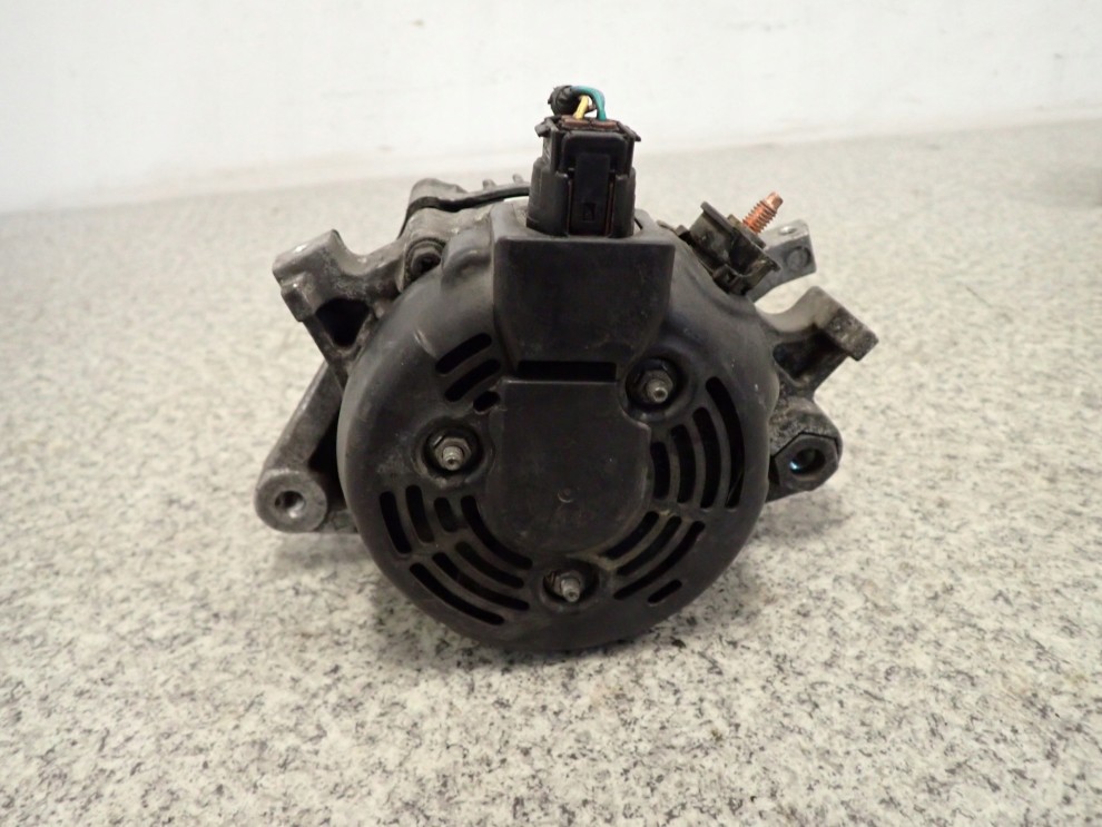 TOYOTA YARIS II 1.33 BENZ 09-11 ALTERNATOR 5/6