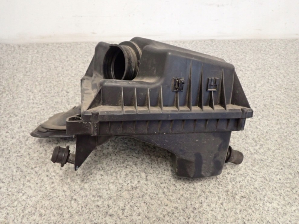 CHEVROLET CRUZE 1.7d 08- OBUDOWA FILTRA POWIETRZA 4/6