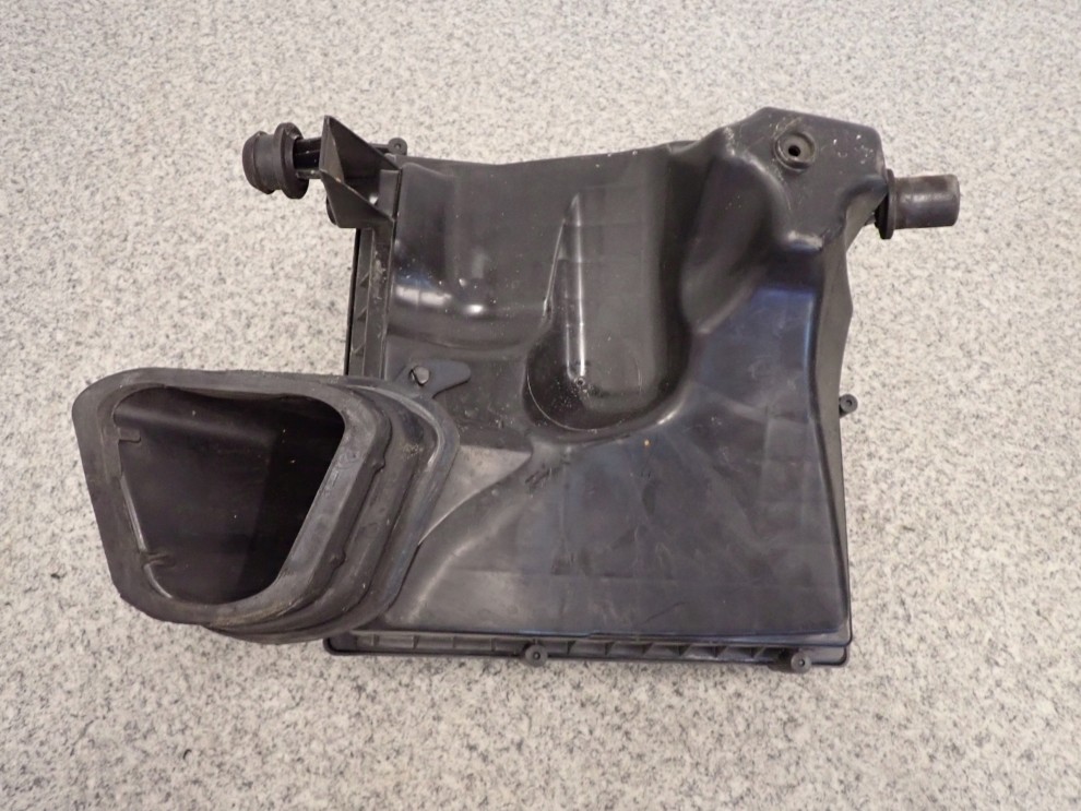 CHEVROLET CRUZE 1.7d 08- OBUDOWA FILTRA POWIETRZA 5/6