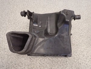 CHEVROLET CRUZE 1.7d 08- OBUDOWA FILTRA POWIETRZA 5/6 MINIATURA