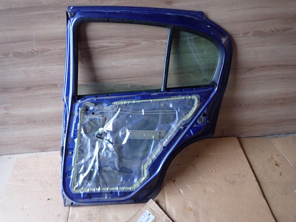 NISSAN ALMERA N16 00-06 5d DRZWI TYLNE PRAWE BX1 6/6