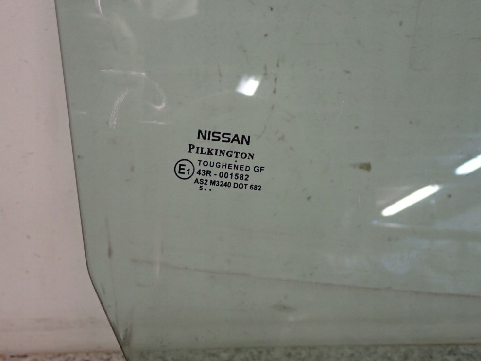 NISSAN MICRA K12 CC 02-10 SZYBA DRZWI PRAWA 3/5