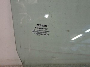 NISSAN MICRA K12 CC 02-10 SZYBA DRZWI PRAWA 3/5 MINIATURA