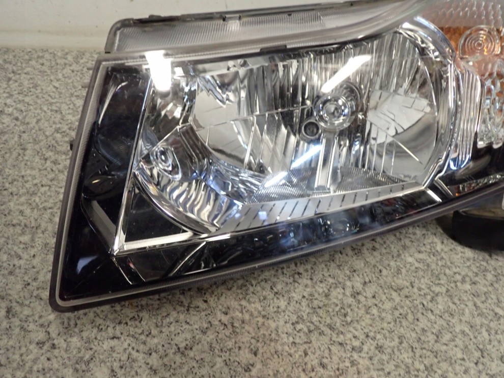 CHEVROLET CRUZE 08- LAMPA PRZEDNIA LEWA REFLEKTOR 3/11