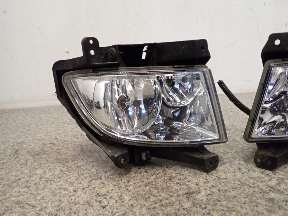 HYUNDAI MATRIX 08- HALOGEN PRZEDNI LEWY 3/8