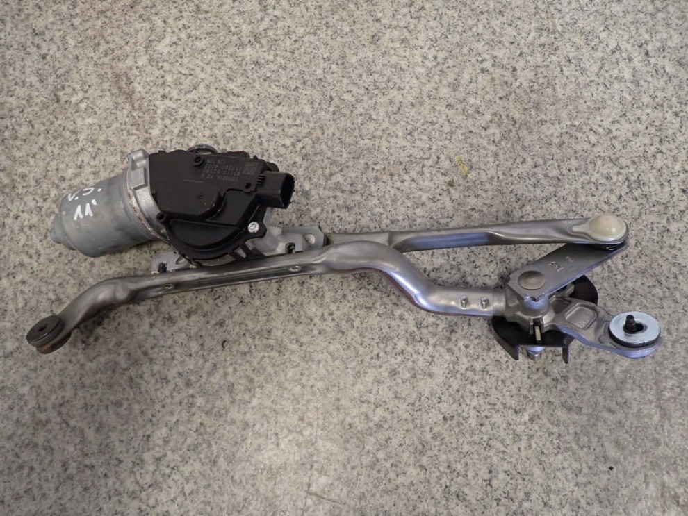 TOYOTA VERSO S MECHANIZM WYCIERACZEK SILNICZEK 4/6