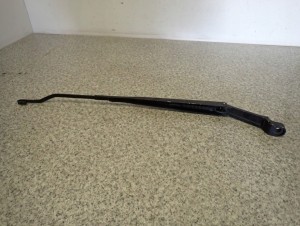 HYUNDAI MATRIX 01- RAMIE WYCIERACZKI PRZÓD PRAWE 4/4 MINIATURA