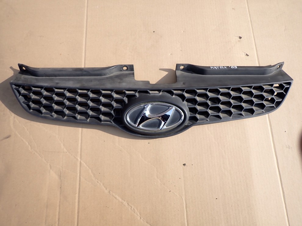 HYUNDAI MATRIX 08-10 ATRAPA GRILL 1/4