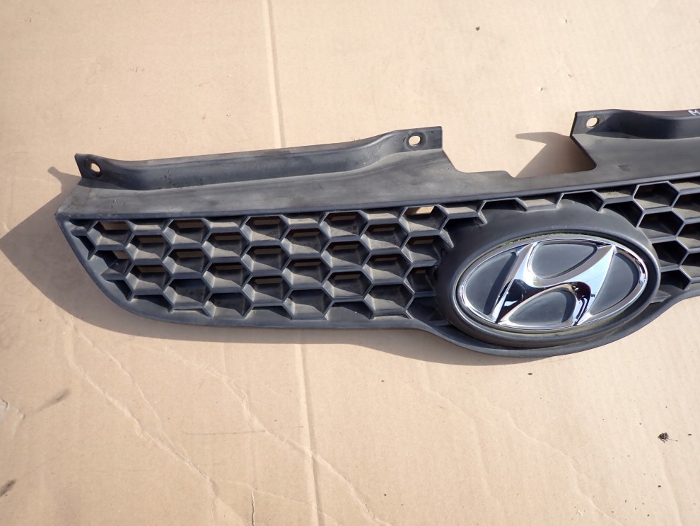 HYUNDAI MATRIX 08-10 ATRAPA GRILL 2/4