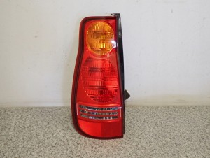 HYUNDAI MATRIX 02- LAMPA TYLNA LEWA