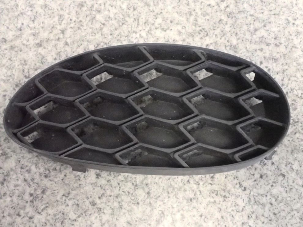 TOYOTA AYGO 05-12 ZAŚLEPKA HALOGENU LEWA LUB PRAWA 4/7