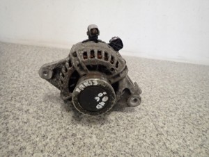 TOYOTA YARIS II 06-09 1.4 D4D ALTERNATOR 4/6 MINIATURA