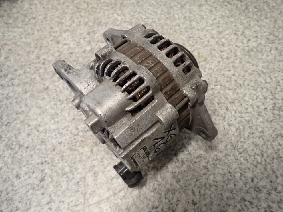 MAZDA XEDOS6 XEDOS 6 1.6I BENZYNA ALTERNATOR 4/8
