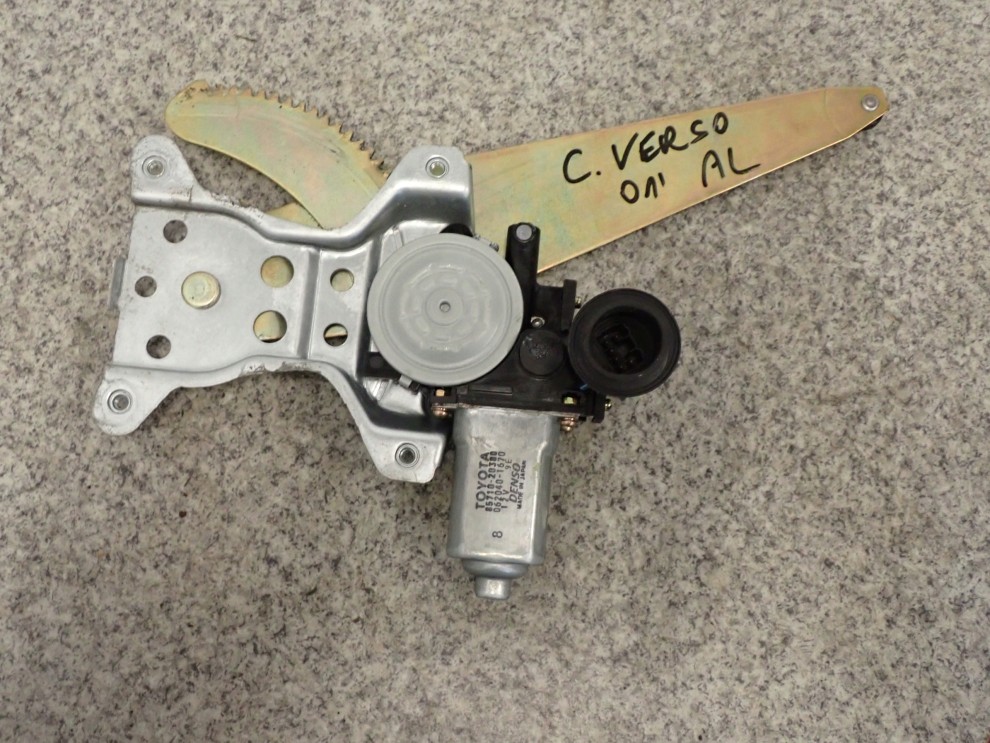 TOYOTA COROLLA VERSO 01- PODNOŚNIK TYLNY LEWY 2/5